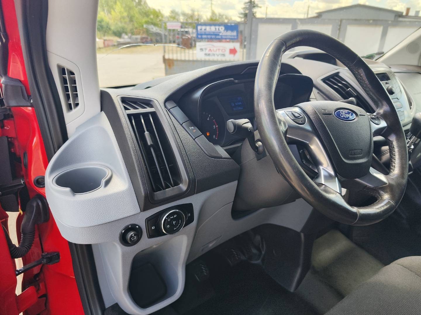 Ford Transit 2.2 TDCi Ambiente L2H2 T310 FWD – foto 21