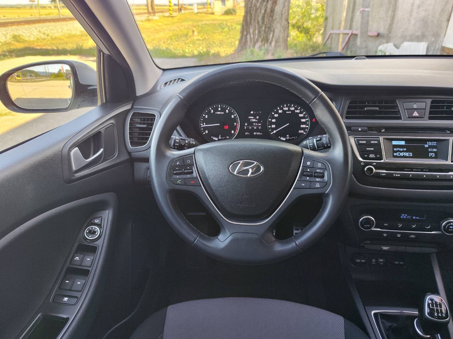 Hyundai i20 1.4i 16V Comfort – foto 20