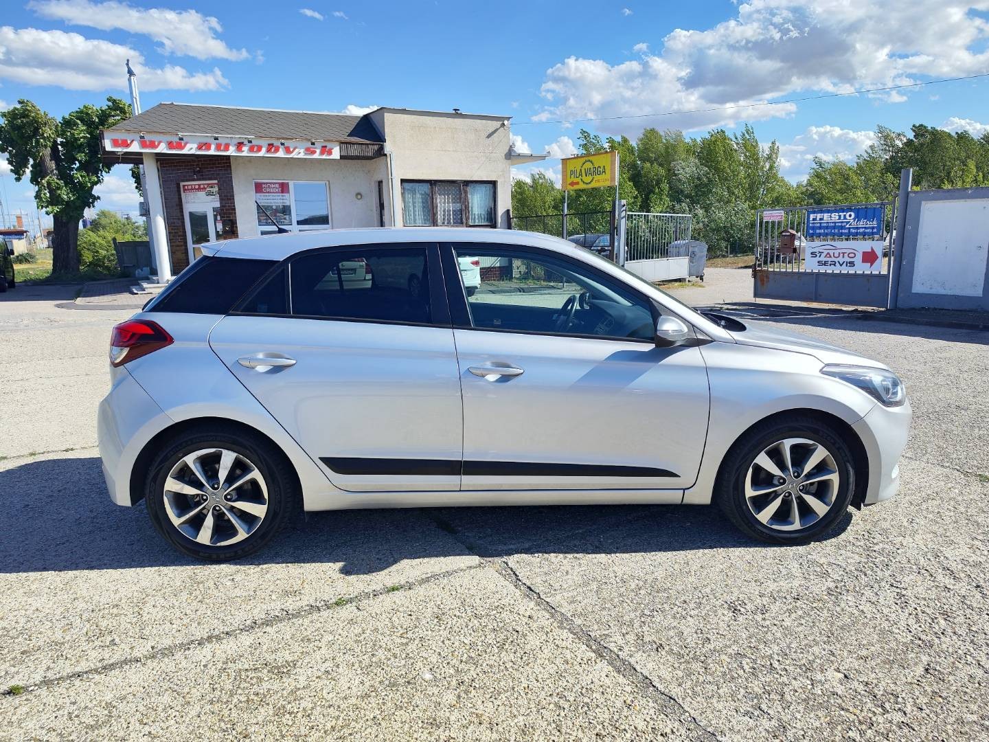 Hyundai i20 1.4i 16V Comfort – foto 6