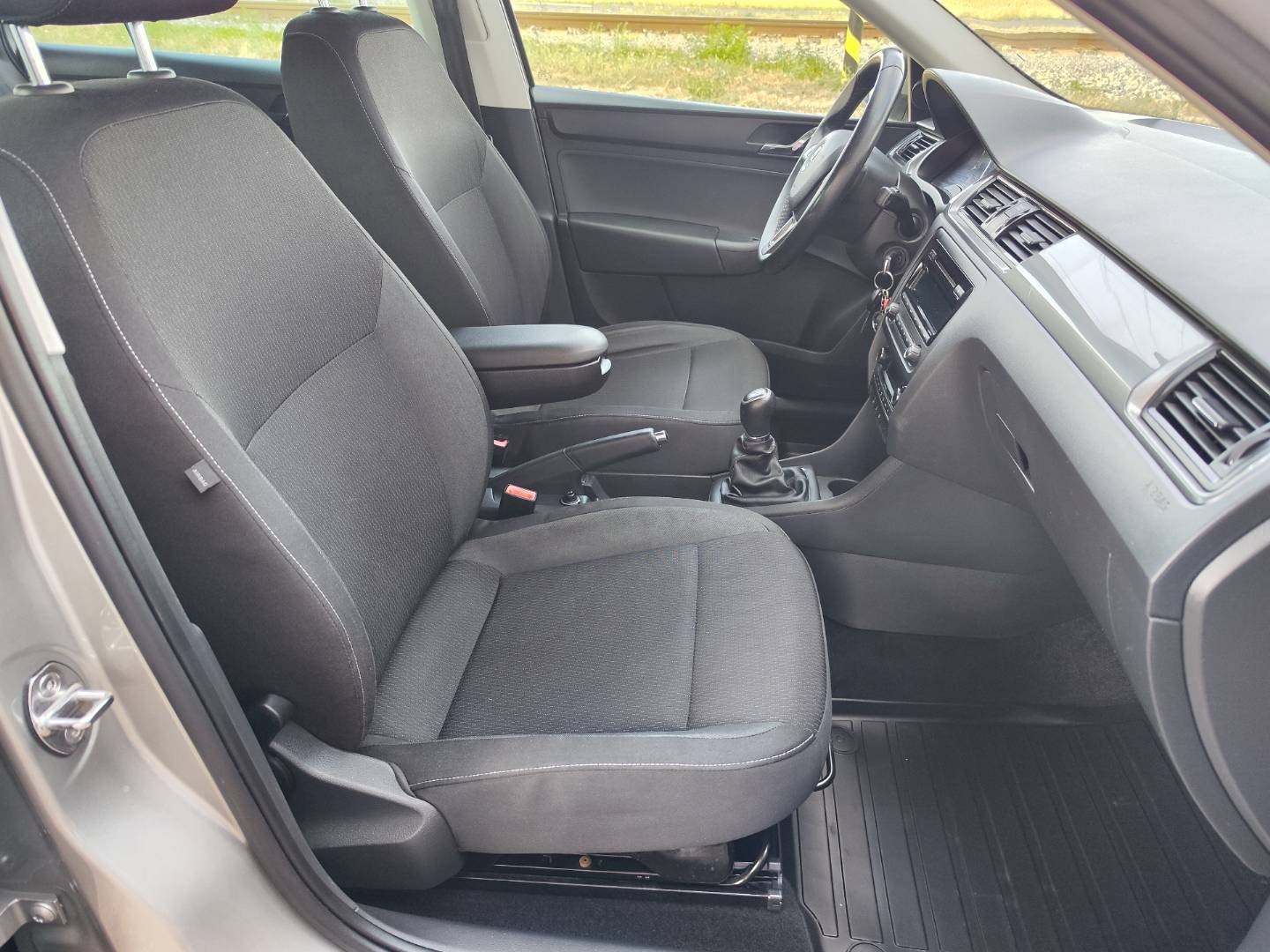 Škoda Rapid Spaceback SB 1.2 TSI Ambition – foto 13