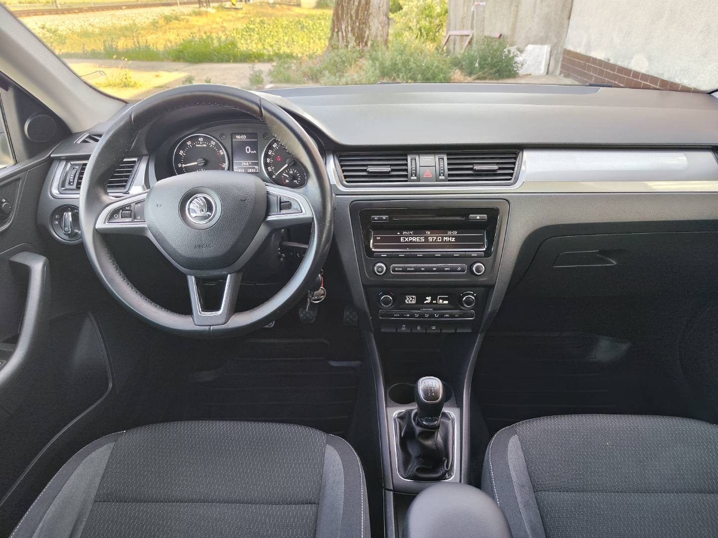 Škoda Rapid Spaceback SB 1.2 TSI Ambition – foto 16