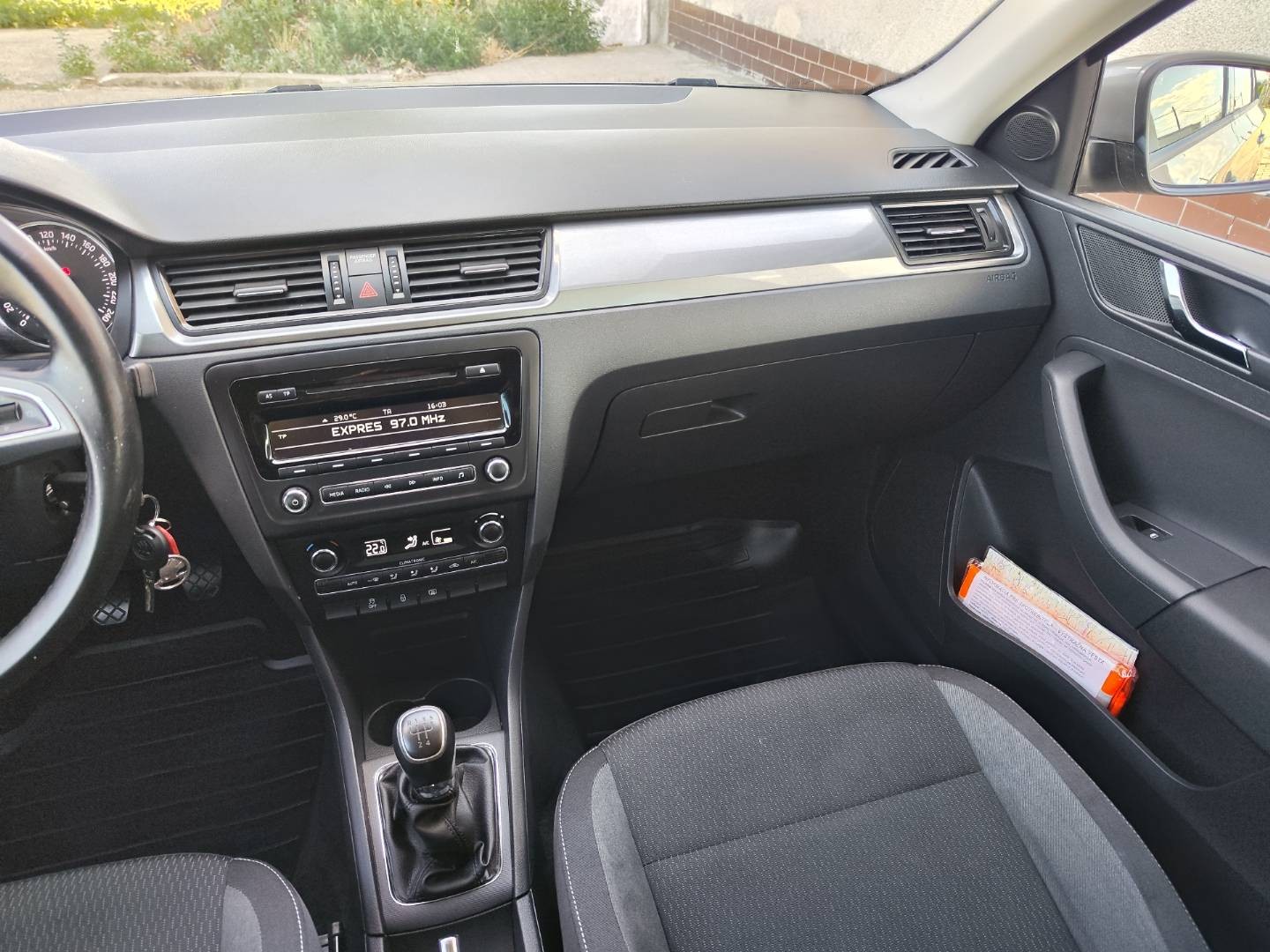 Škoda Rapid Spaceback SB 1.2 TSI Ambition – foto 18