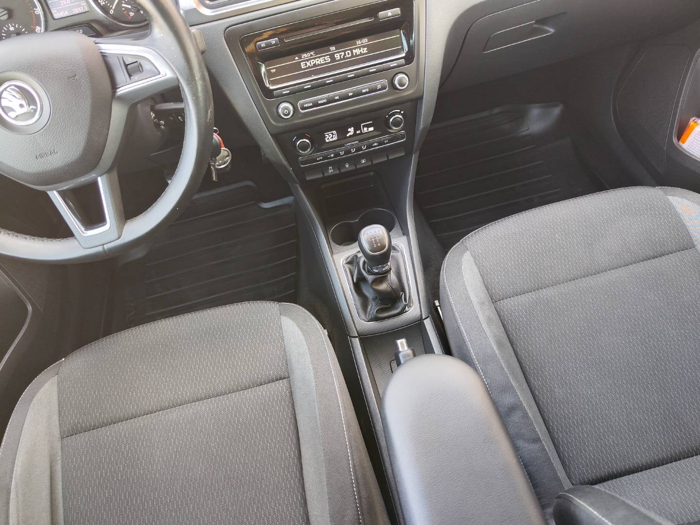 Škoda Rapid Spaceback SB 1.2 TSI Ambition – foto 23
