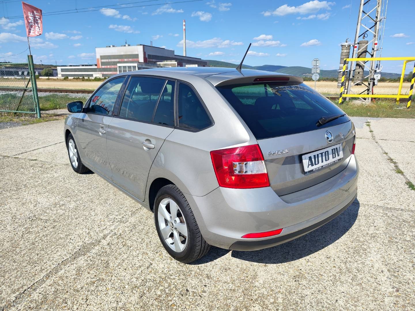 Škoda Rapid Spaceback SB 1.2 TSI Ambition – foto 7