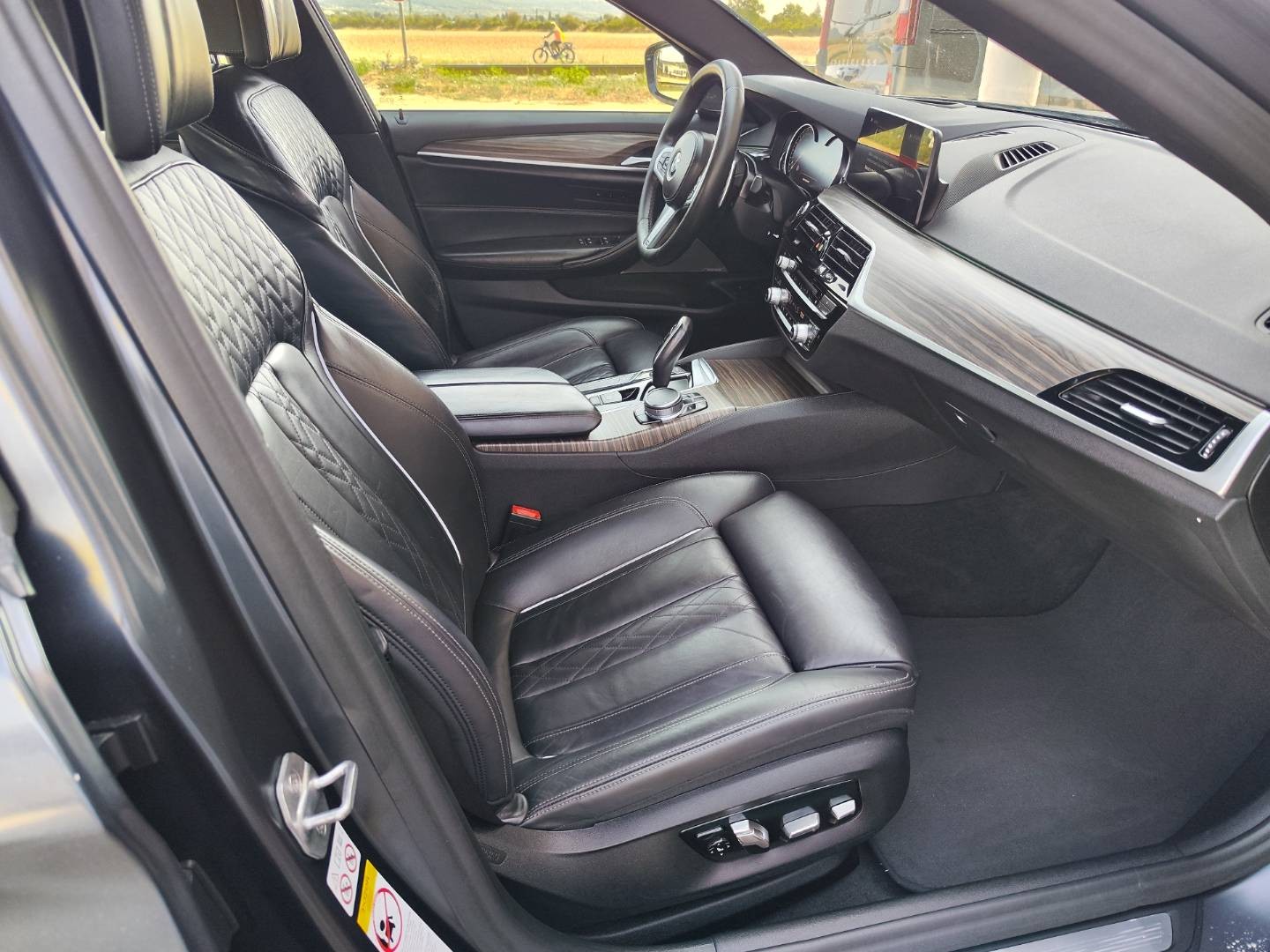 BMW Rad 5 530d xDrive A/T – foto 13