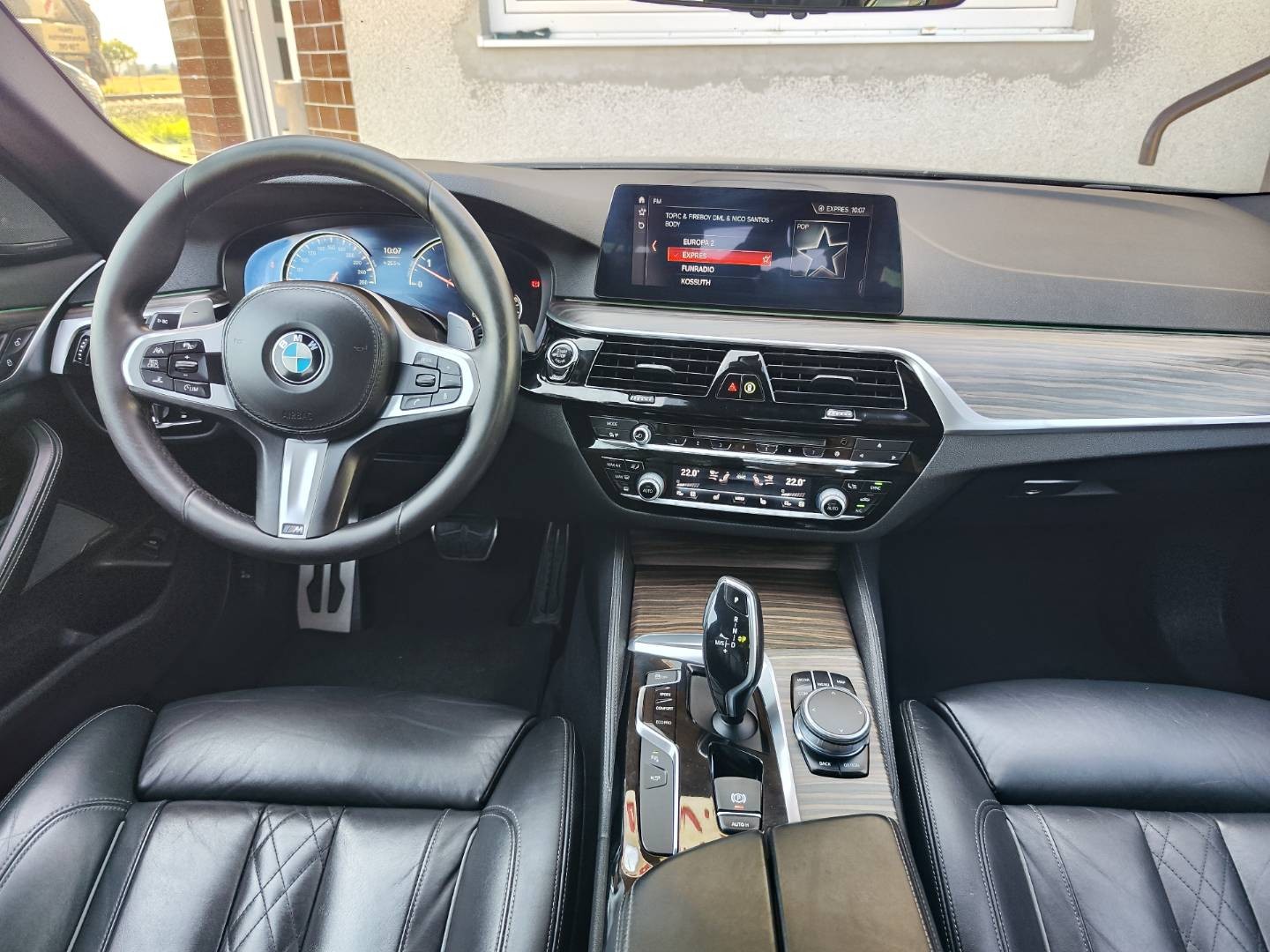 BMW Rad 5 530d xDrive A/T – foto 17