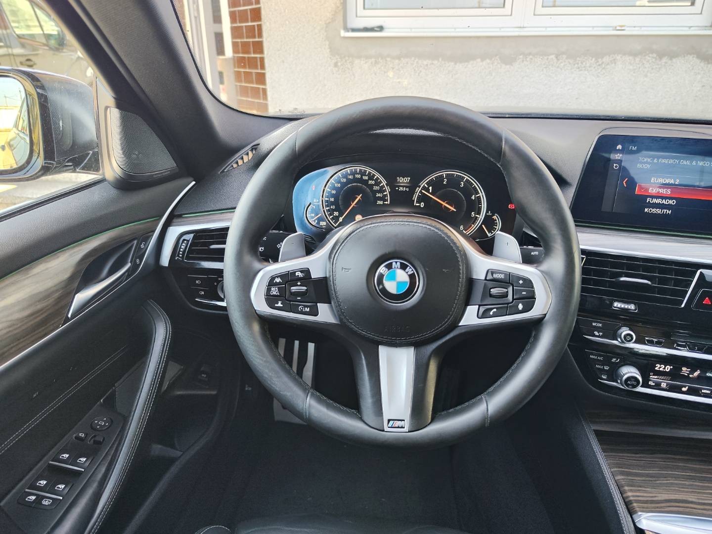 BMW Rad 5 530d xDrive A/T – foto 20