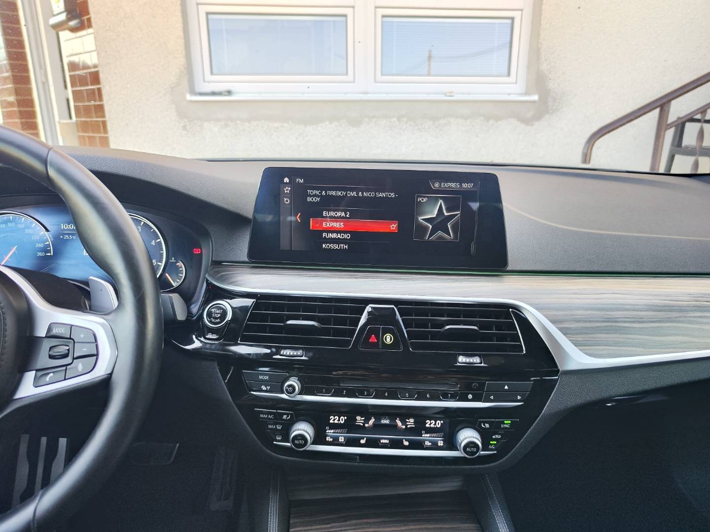 BMW Rad 5 530d xDrive A/T – foto 24