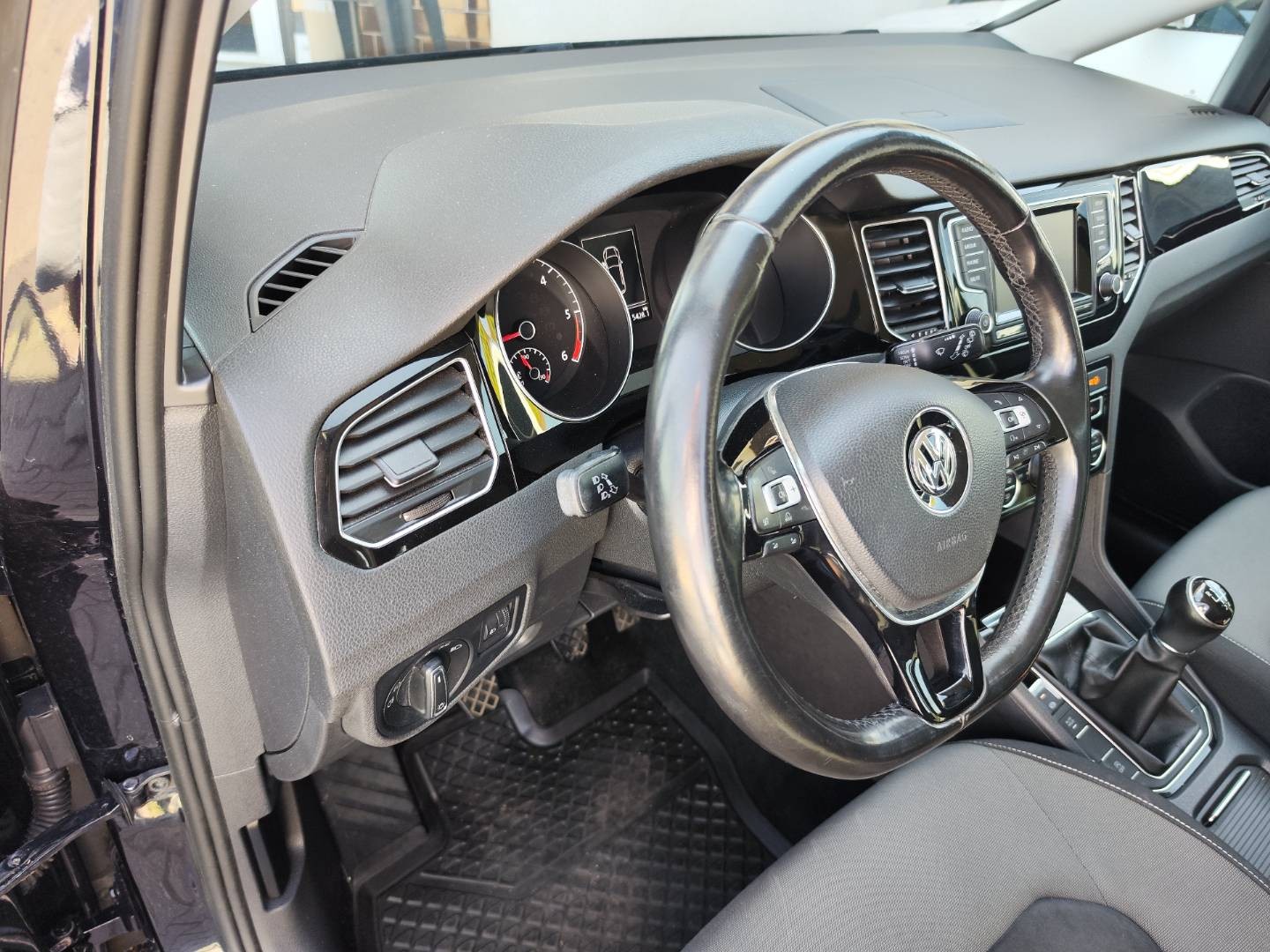 Volkswagen Golf Sportsvan 1.6 TDI BMT 110k Trendline – foto 22