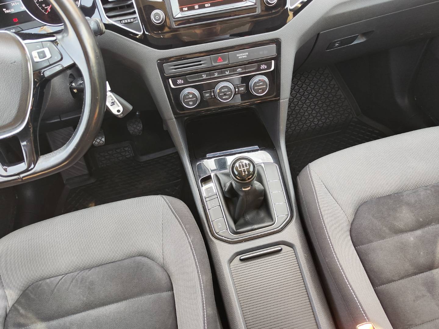 Volkswagen Golf Sportsvan 1.6 TDI BMT 110k Trendline – foto 24