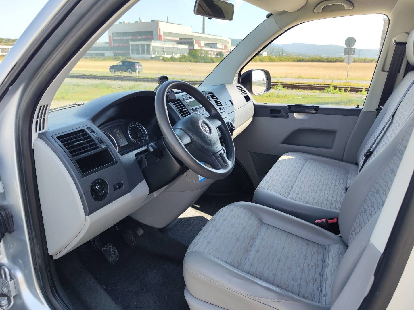 Volkswagen Transporter T5 2.0 BiTDI LR 4MOTION – foto 10