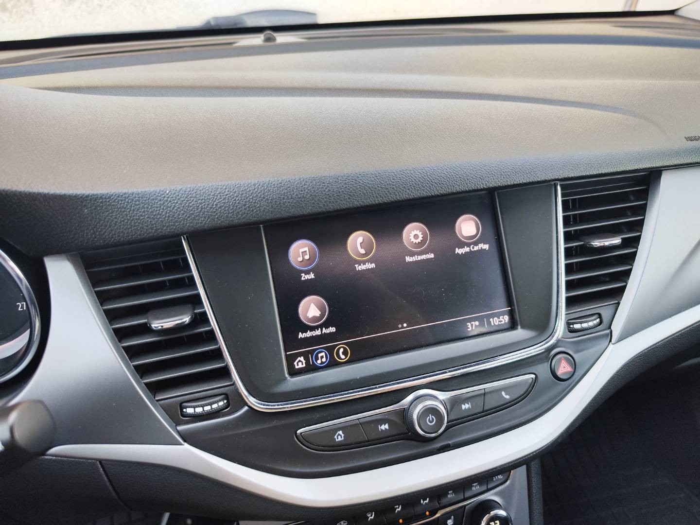Opel Astra Sport Tourer ST 1.2 Turbo – foto 24