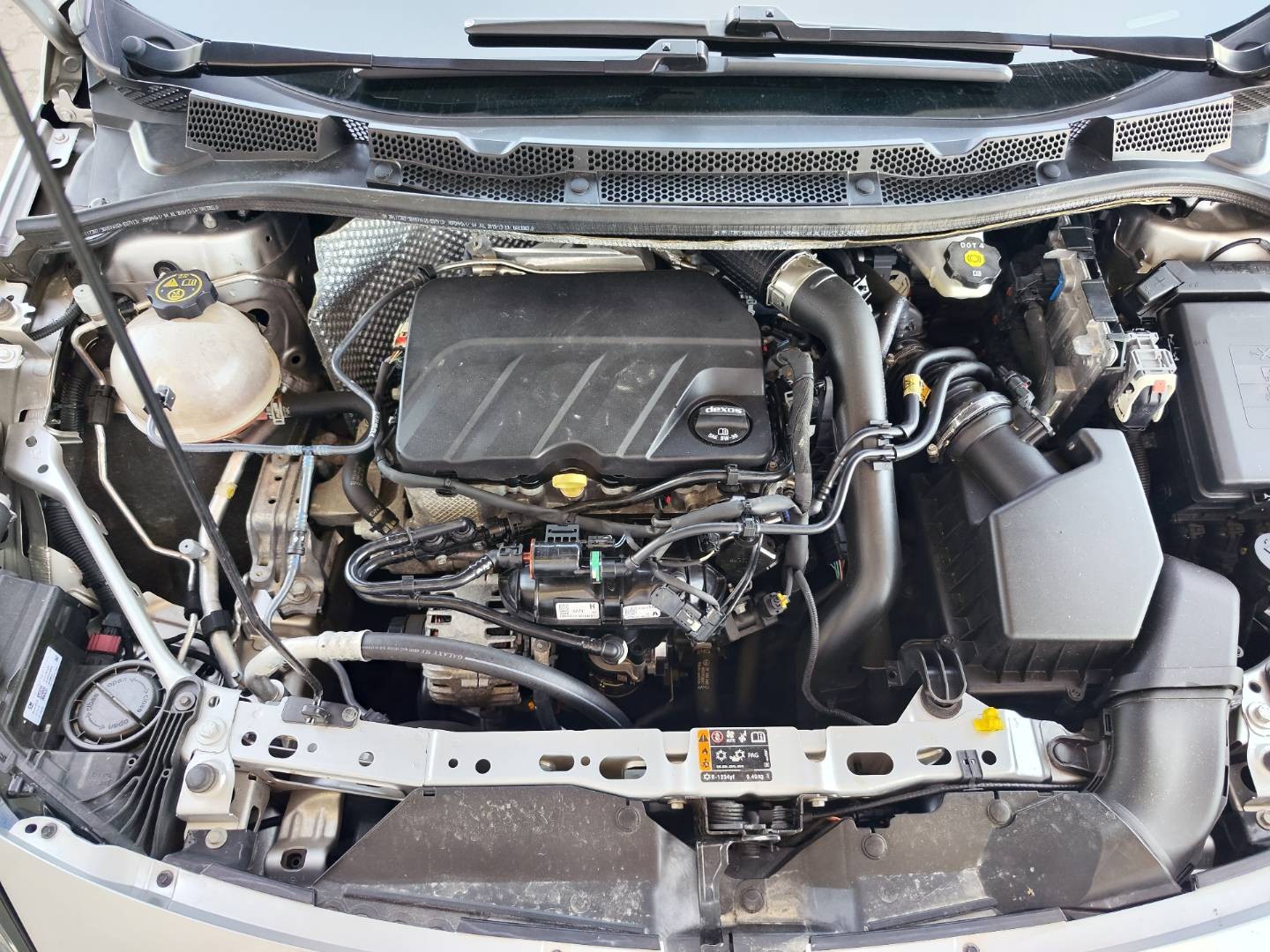 Opel Astra Sport Tourer ST 1.2 Turbo – foto 29