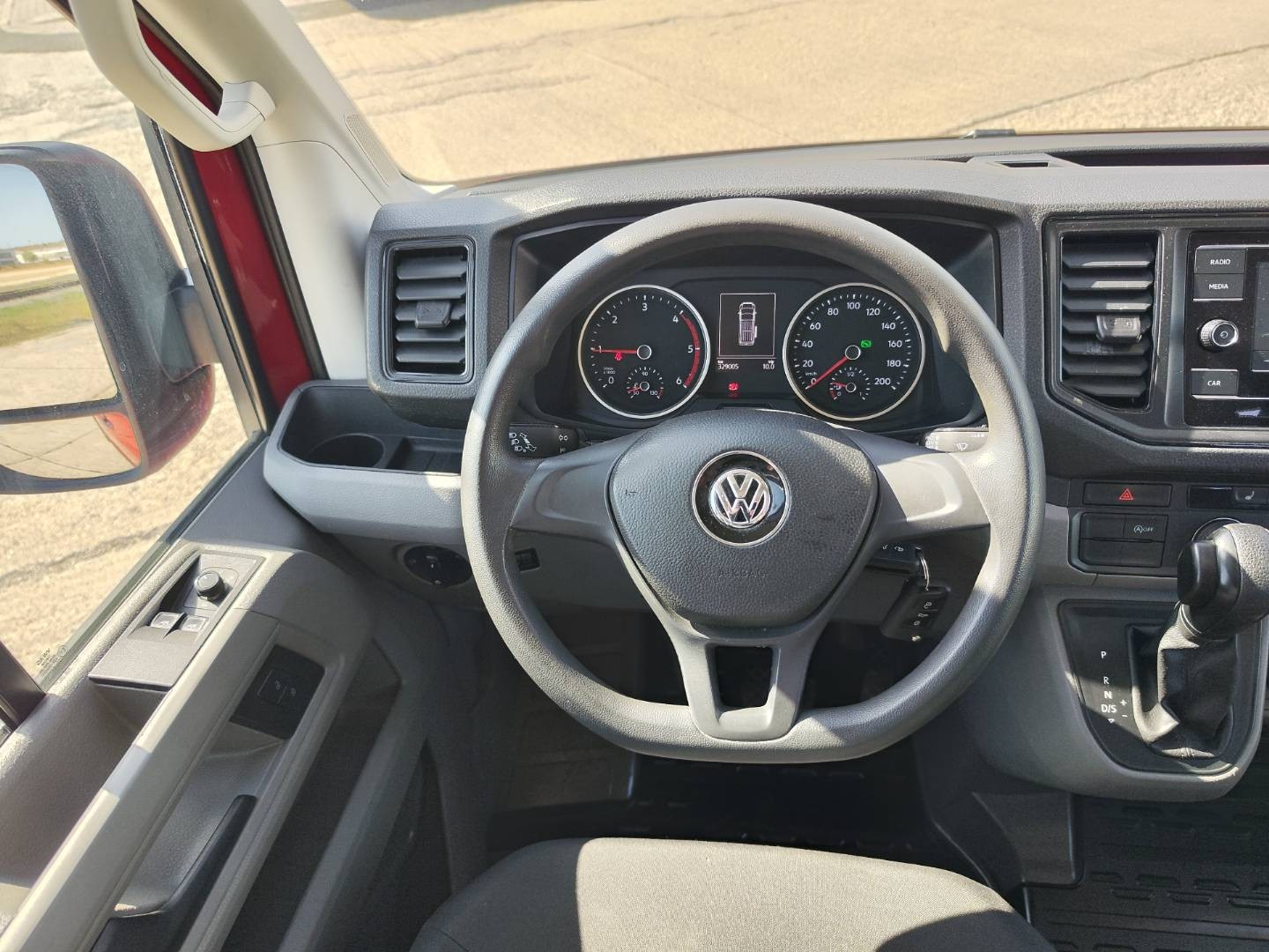 Volkswagen Crafter L2H1 2.0/103kW 9m  ZŤP Špeciál – foto 19