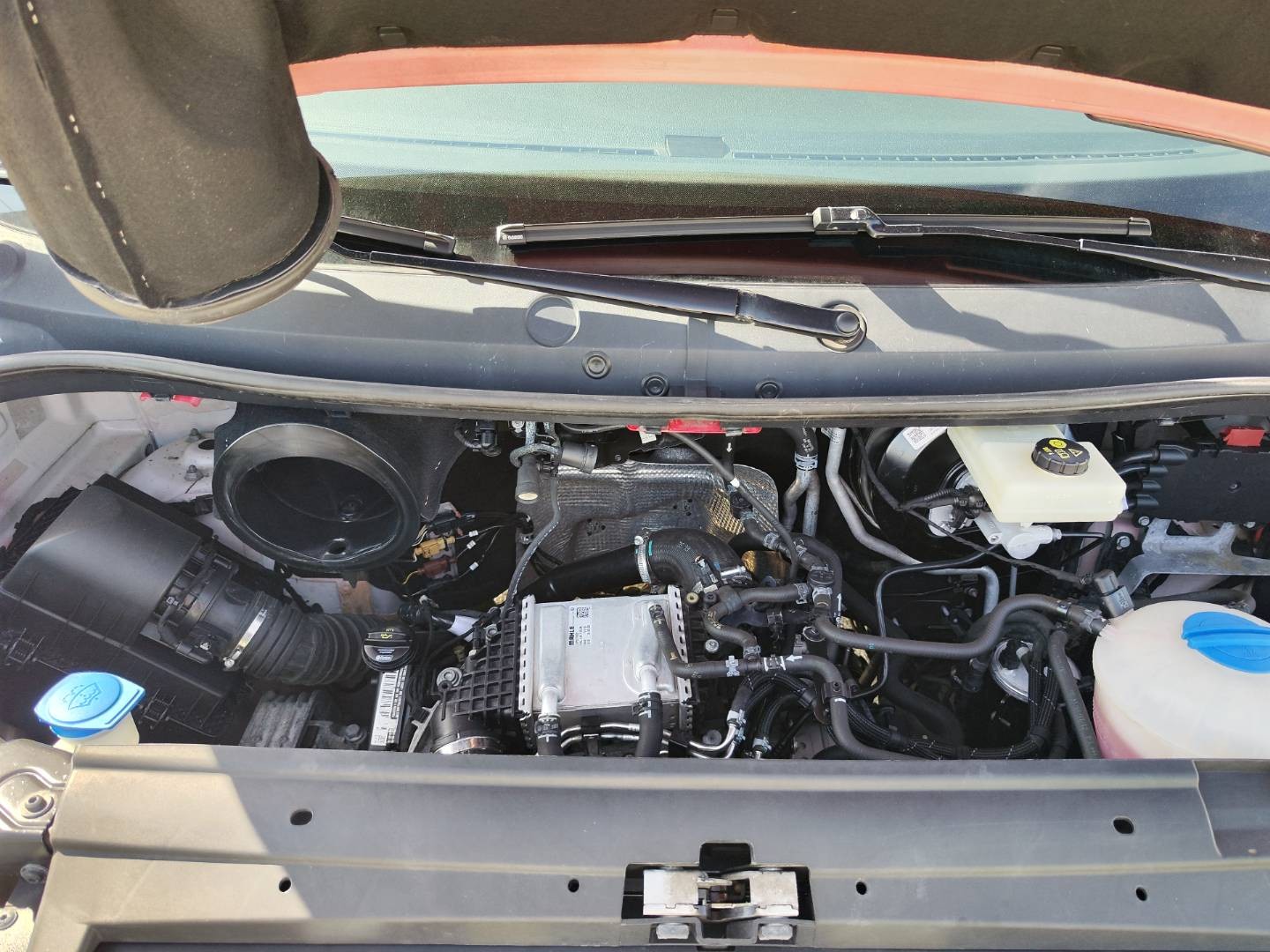 Volkswagen Crafter L2H1 2.0/103kW 9m  ZŤP Špeciál – foto 31