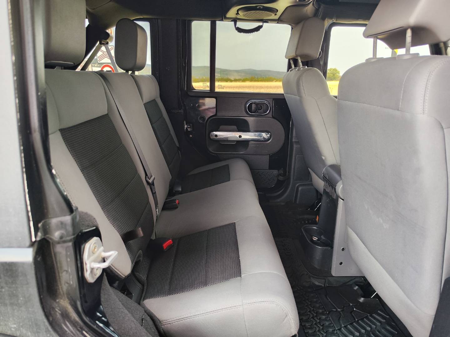 Jeep Wrangler 2.8 CRD Unlimited , 130kW, M6, 5d. (2007 - 2008) – foto 16