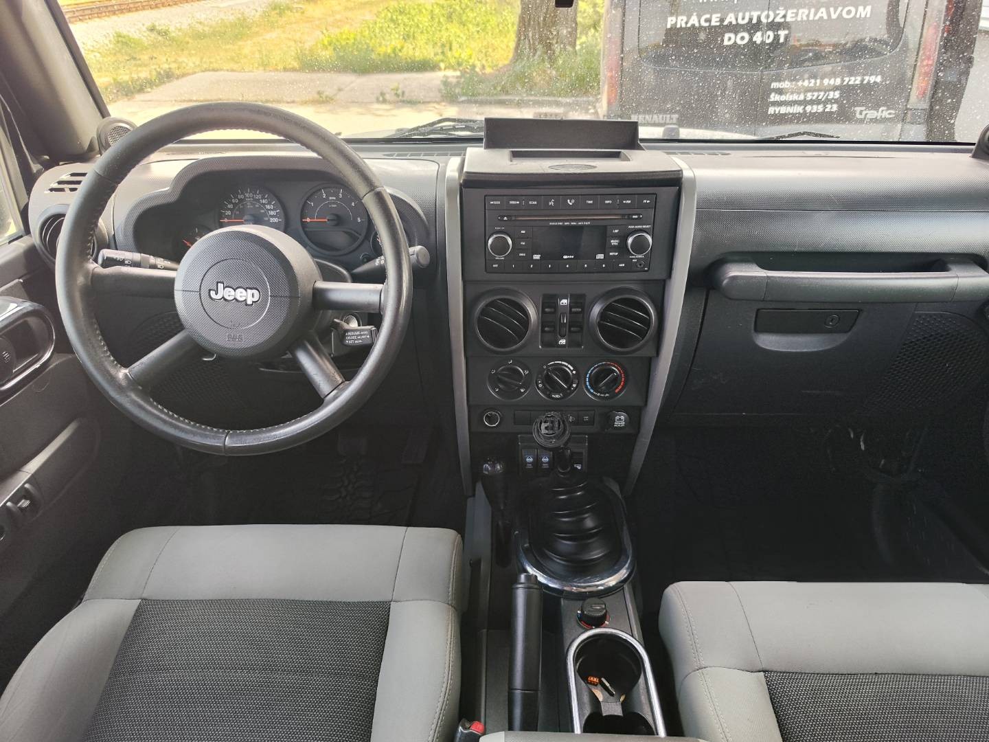 Jeep Wrangler 2.8 CRD Unlimited , 130kW, M6, 5d. (2007 - 2008) – foto 17