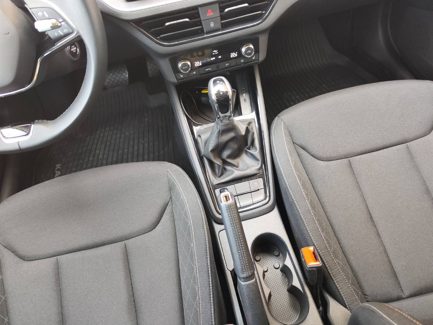 Škoda Kamiq 1.0 TSI Active DSG – foto 22
