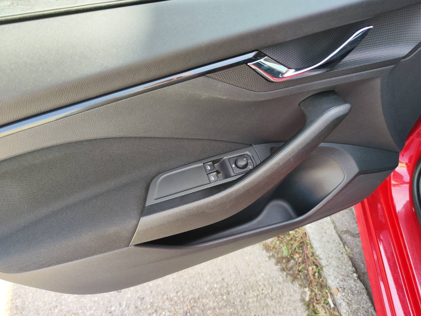 Škoda Kamiq 1.0 TSI Active DSG – foto 28