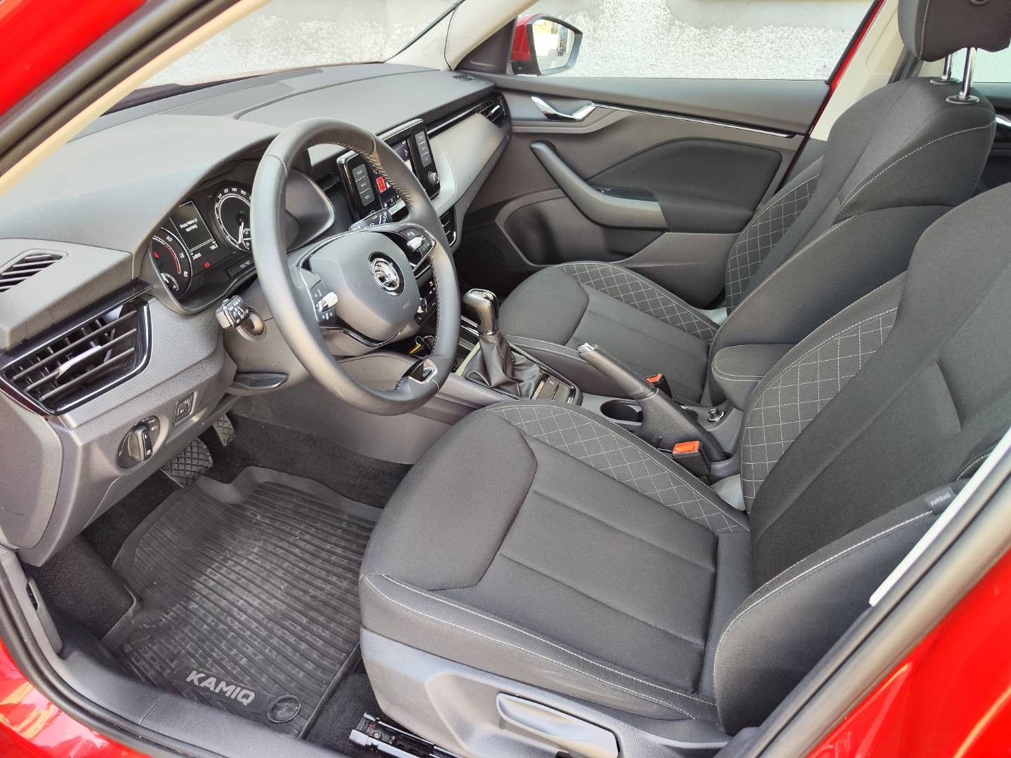 Škoda Kamiq 1.0 TSI Active DSG – foto 10
