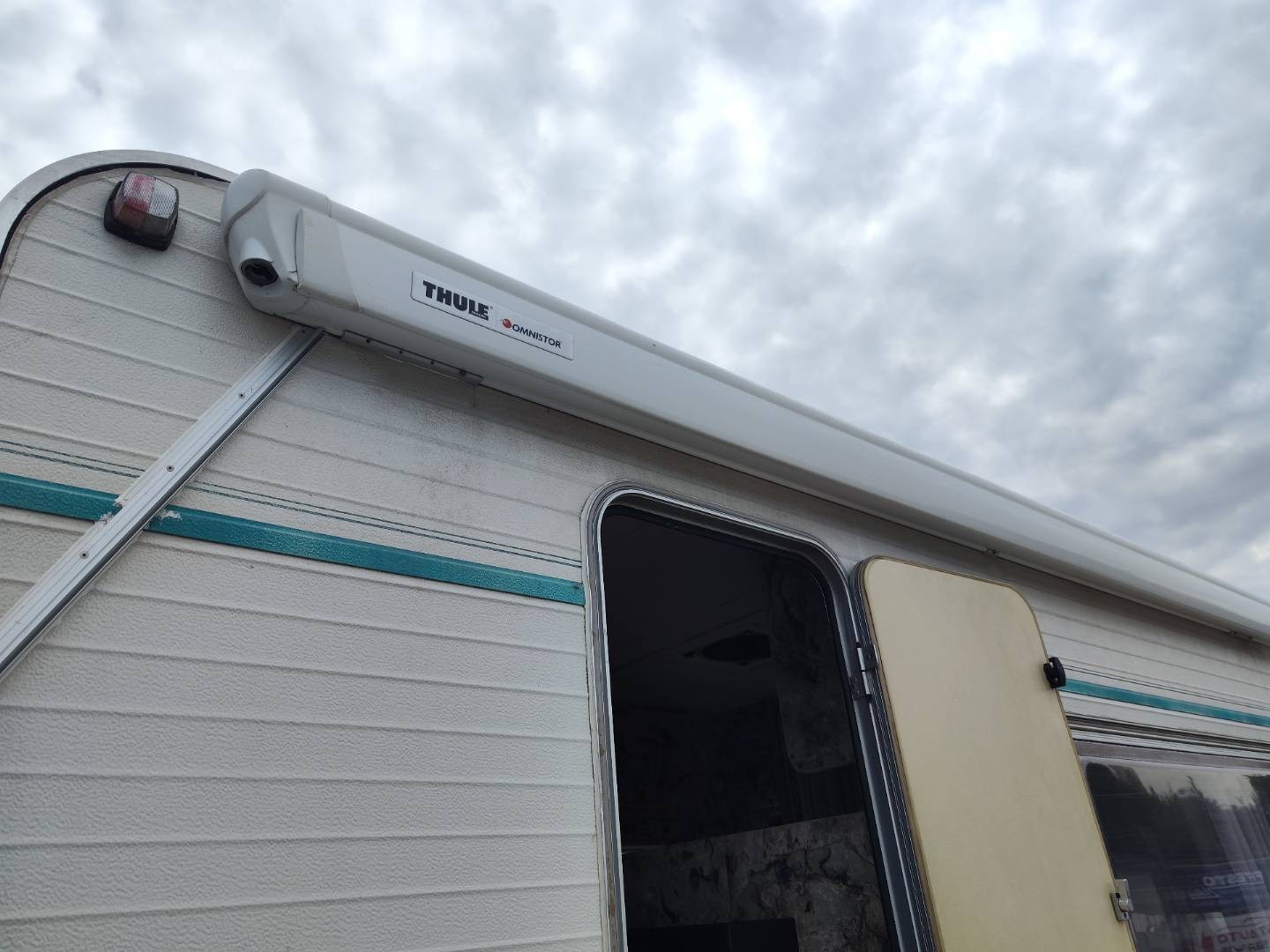 Ford Transit camp 2,5/59 kW 5 miest – foto 16