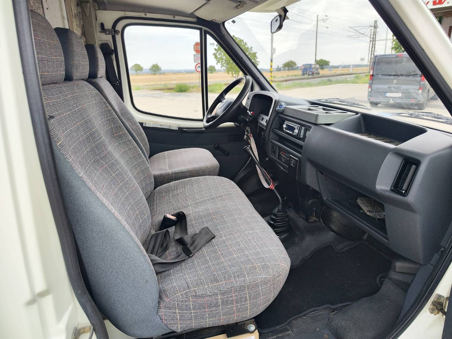 Ford Transit camp 2,5/59 kW 5 miest – foto 9