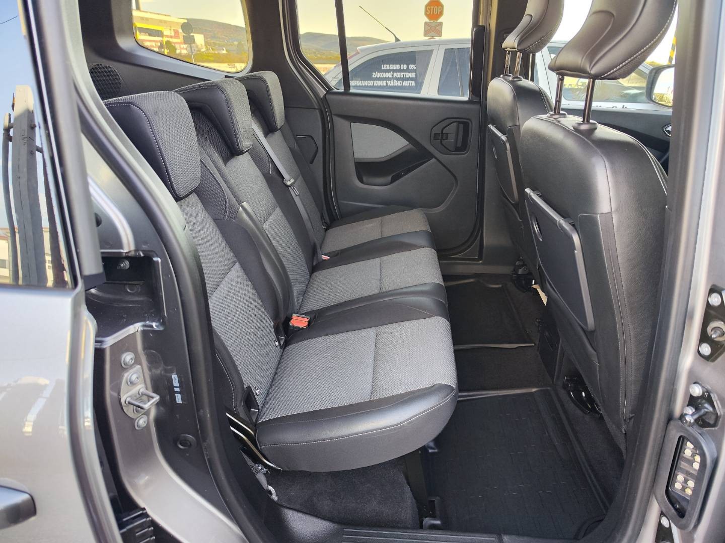 Renault Kangoo 1.3 TCe 130 Equilibre – foto 16