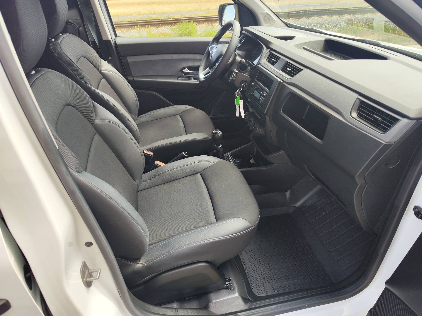 Renault Express 1.3 TCe 100 Extra – foto 14