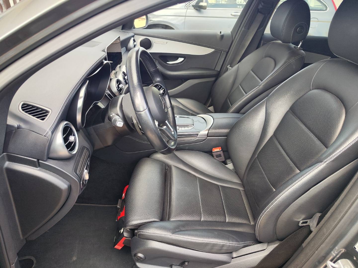 Mercedes-Benz GLC Kupé 200 d, A/T, 120 kW, A9, 5d (2019 - 2022) – foto 11
