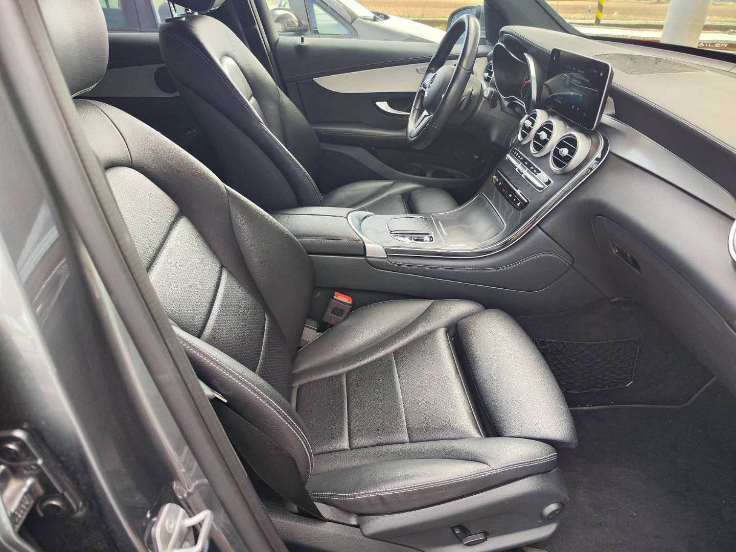 Mercedes-Benz GLC Kupé 200 d, A/T, 120 kW, A9, 5d (2019 - 2022) – foto 12
