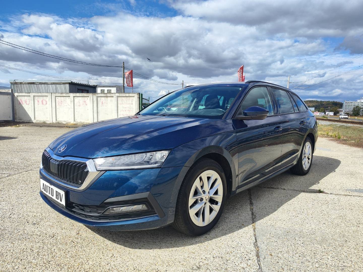 Škoda Octavia Combi 2.0 TDI SCR Ambition DSG – foto 2