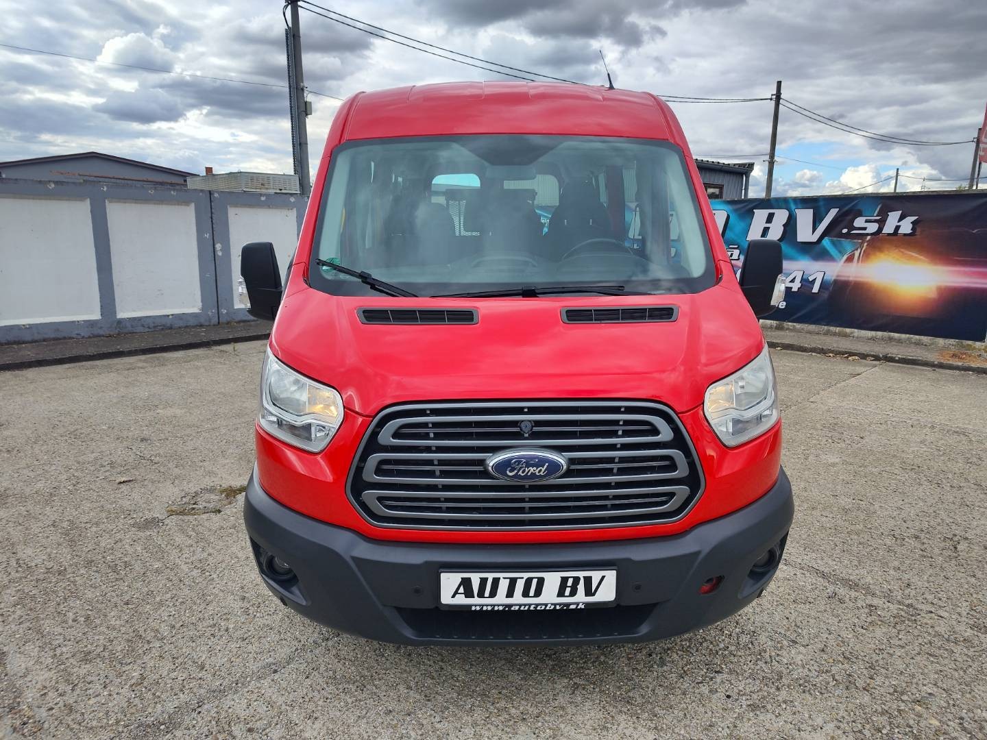 Ford Transit Bus ZŤP špeciál 2.0/77 kW – foto 3