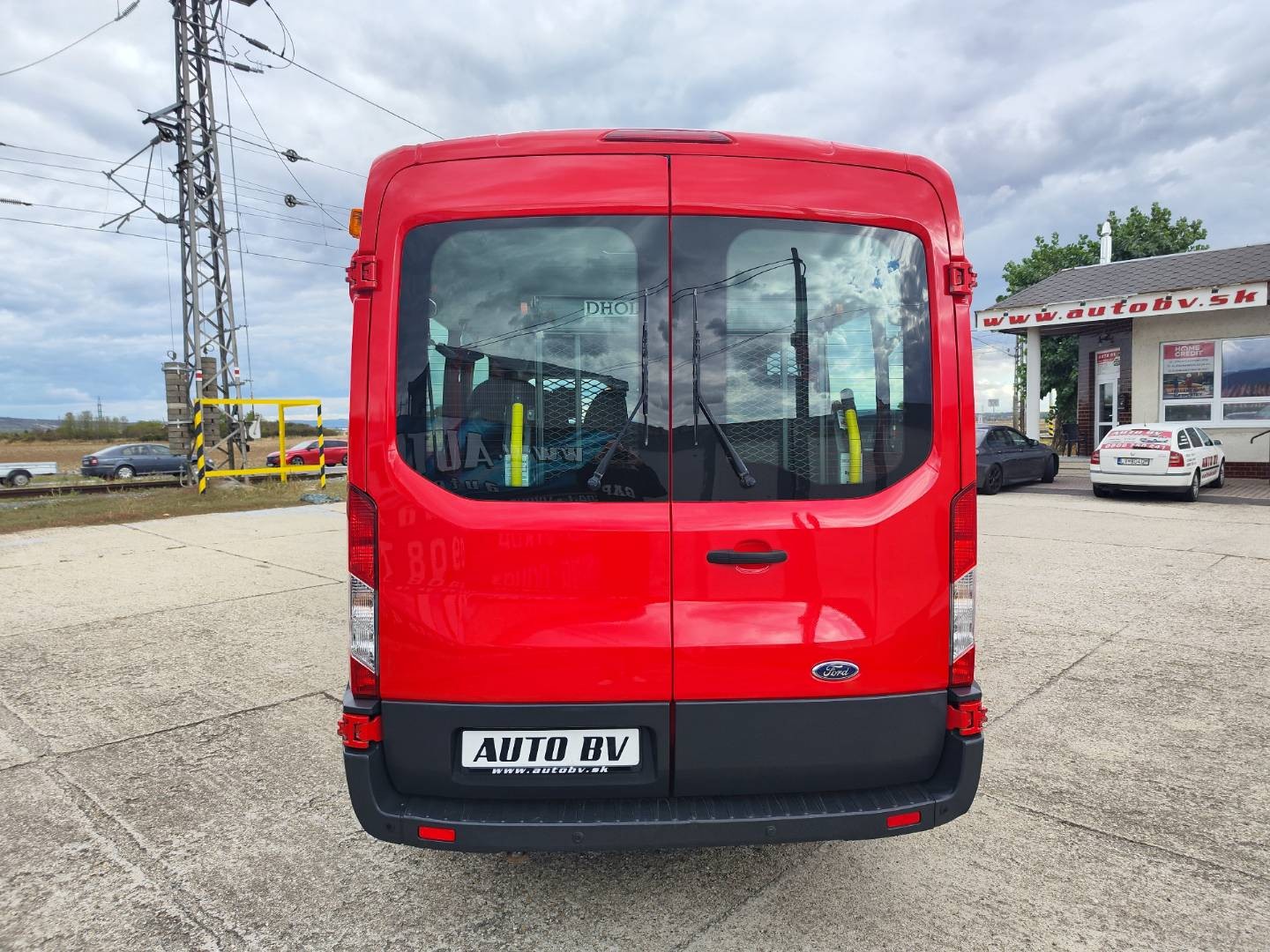 Ford Transit Bus ZŤP špeciál 2.0/77 kW – foto 8