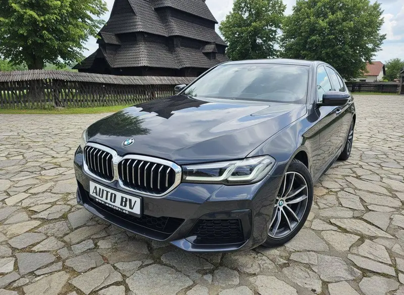 BMW Rad 5 520d mHEV xDrive A/T