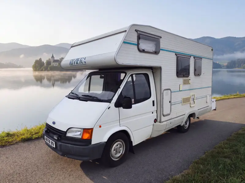 Ford Transit camp 2,5/59 kW 5 miest